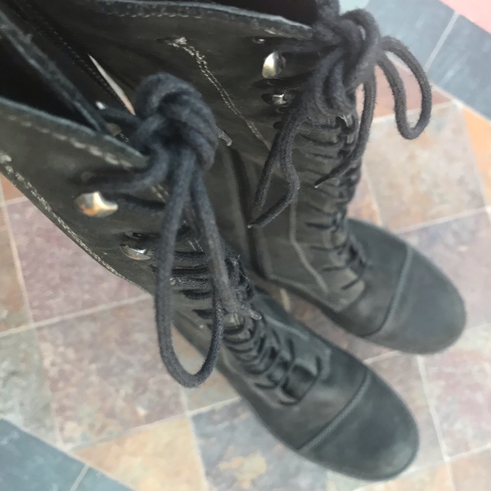 Clark’s black leather laceup combat moto boots EUC